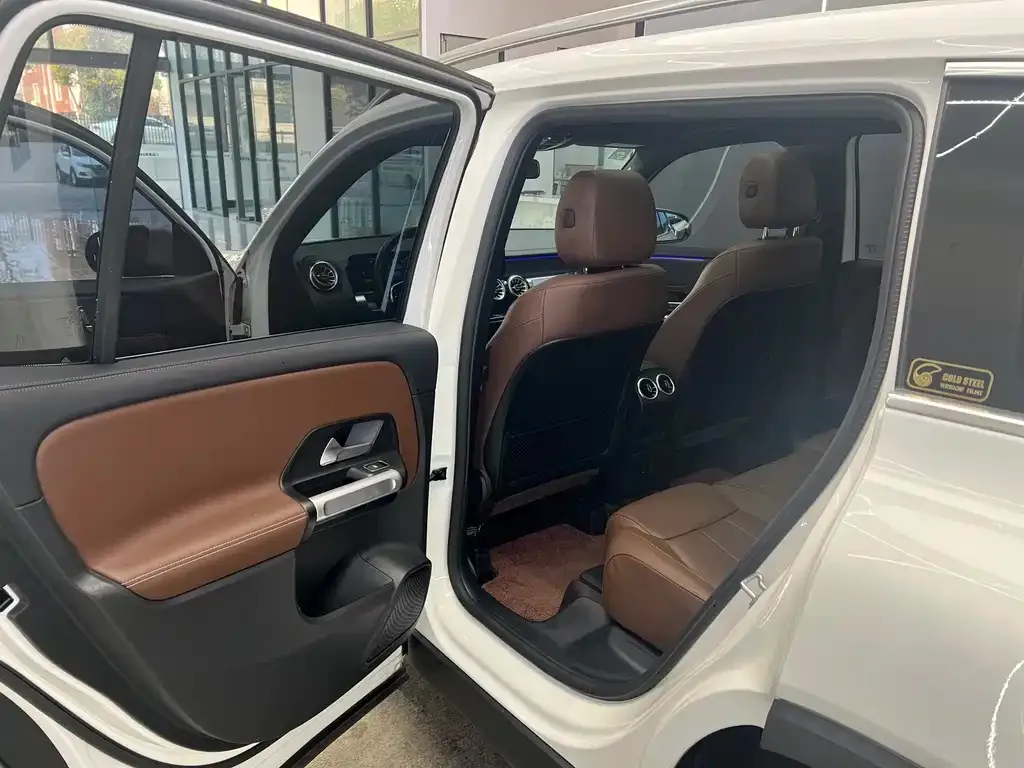 Mercedes-Benz GLB 2023 из CN, фото 2