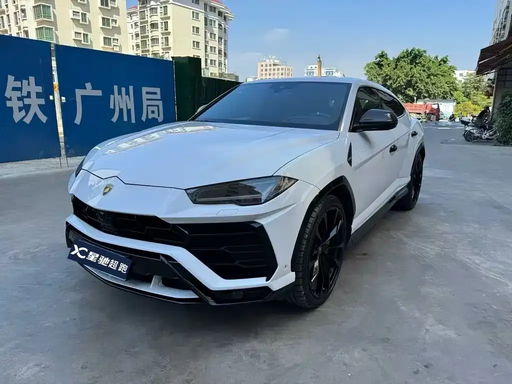 Lamborghini Urus — фото 3