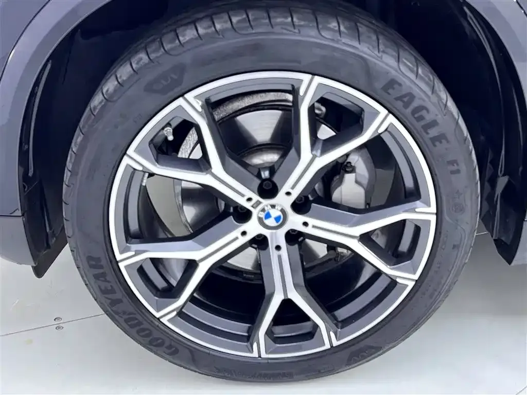 BMW X5 — фото 3