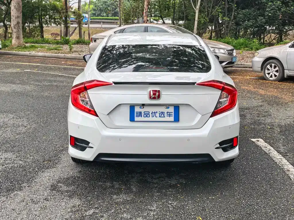 Honda Civic — фото 3