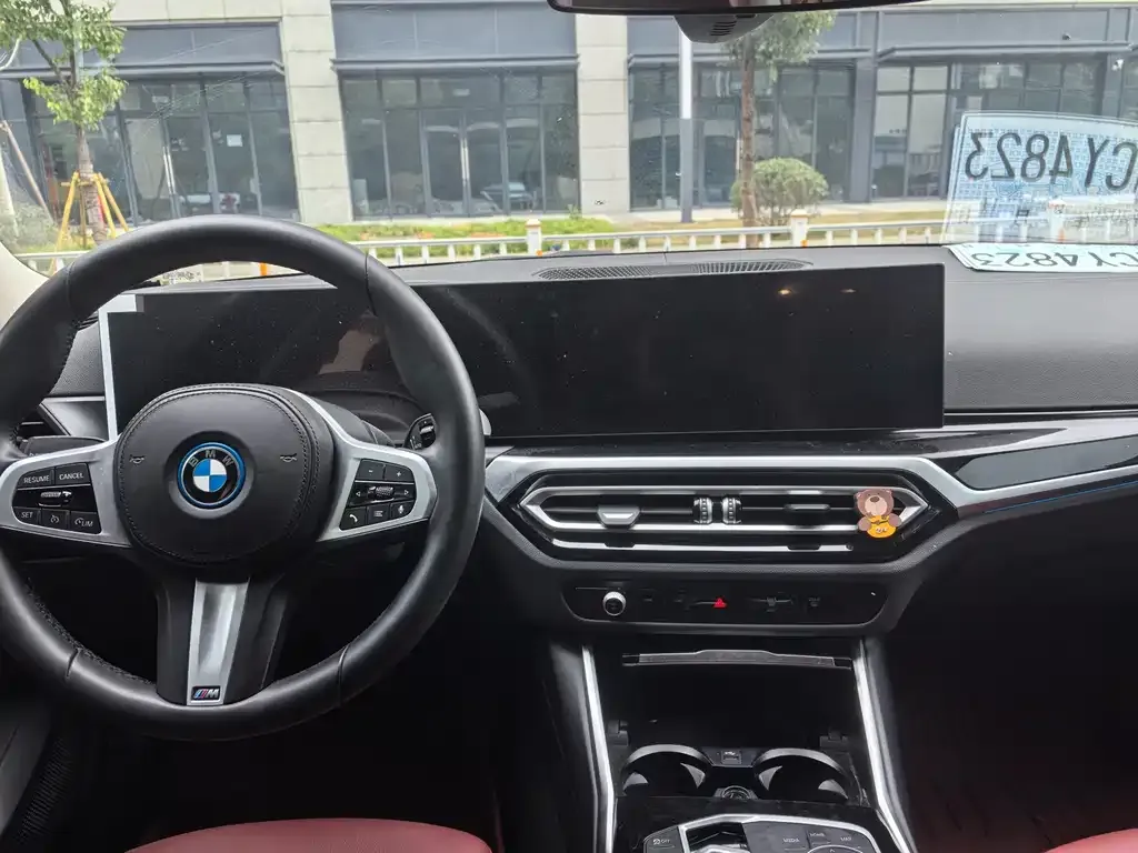BMW i3 — фото 8