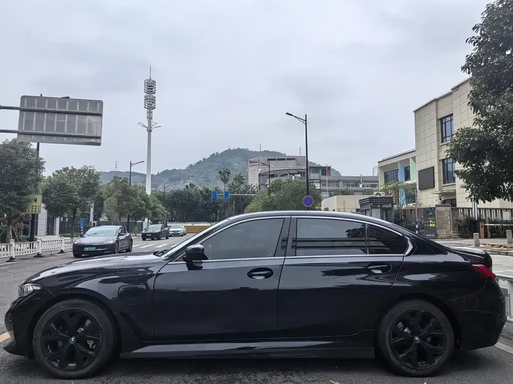 BMW i3 — фото 2