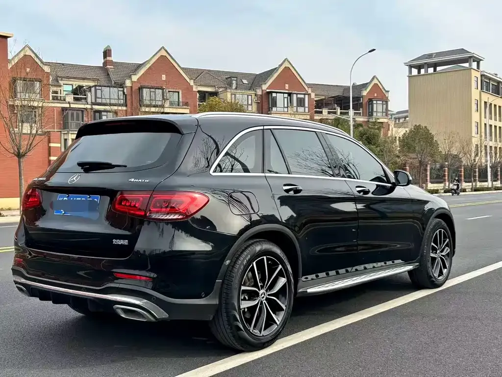 Mercedes-Benz GLC — фото 10
