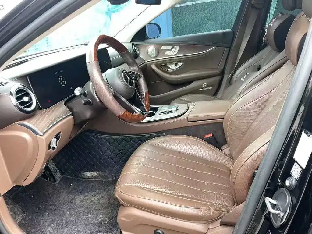 Mercedes-Benz E-Class 2022 из CN, фото 3