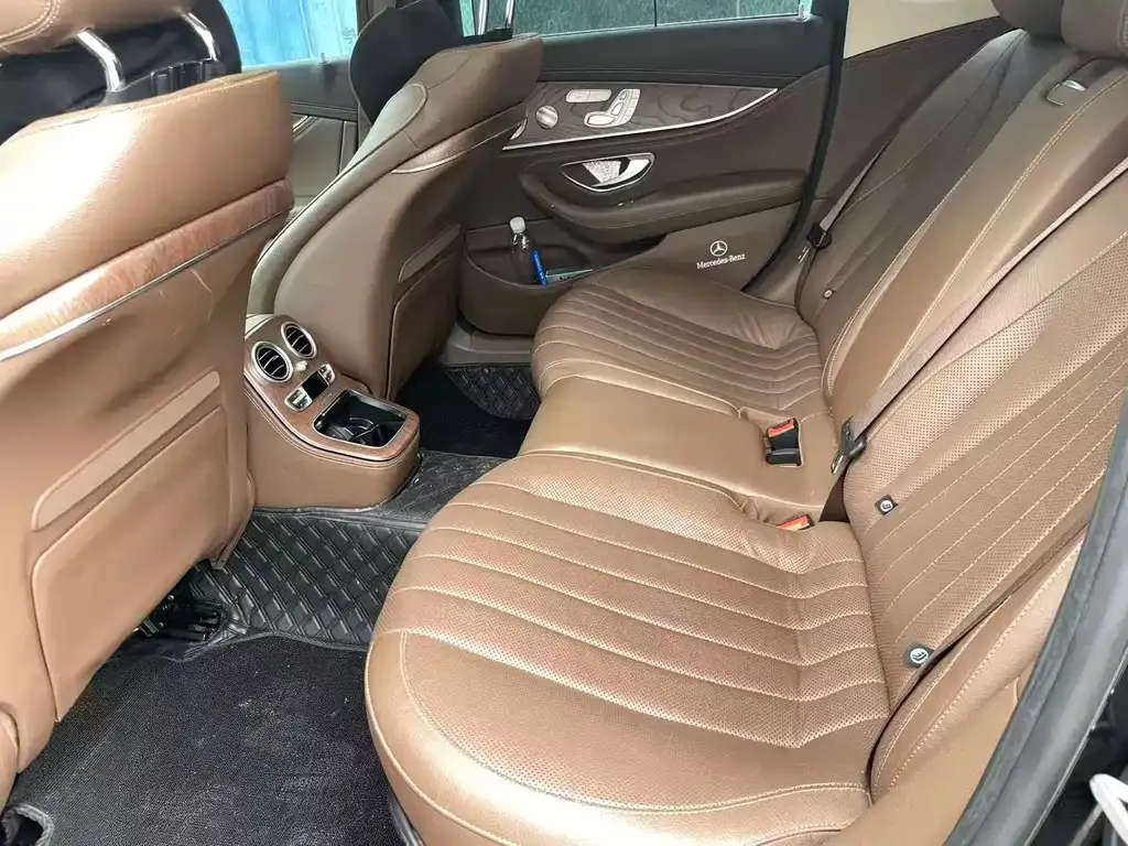 Mercedes-Benz E-Class 2022 из CN, фото 4
