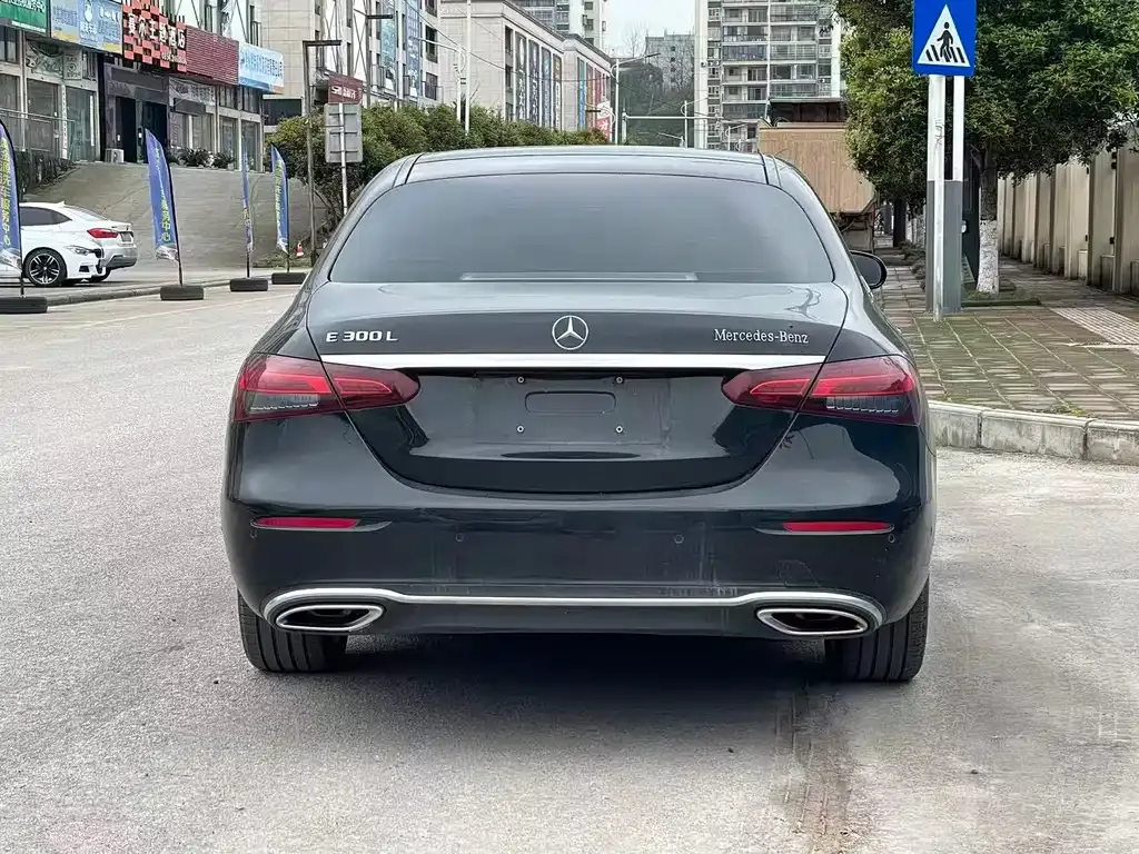 Mercedes-Benz E-Class 2022 из CN, фото 8