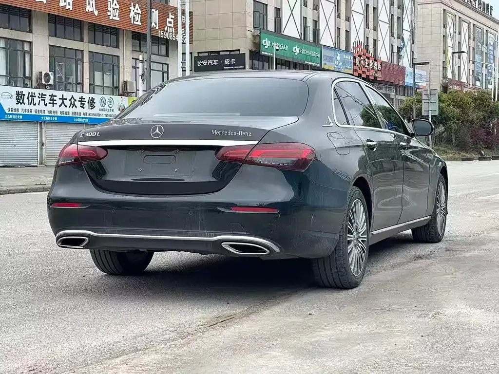 Mercedes-Benz E-Class 2022 из CN, фото 7