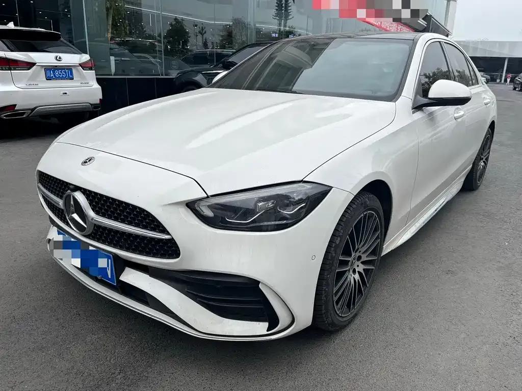 Mercedes-Benz C-Class — фото 1