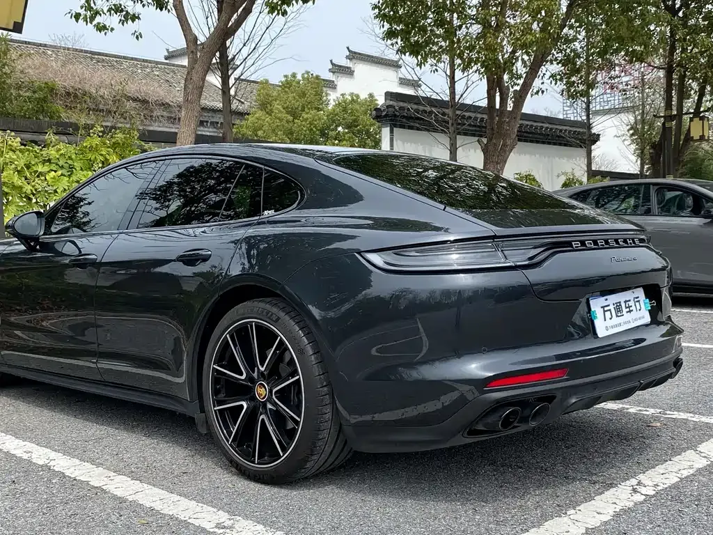 Porsche Panamera — фото 7
