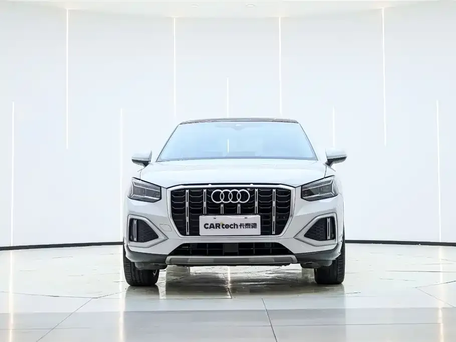 Audi Q2L 2023 из CN, фото 7