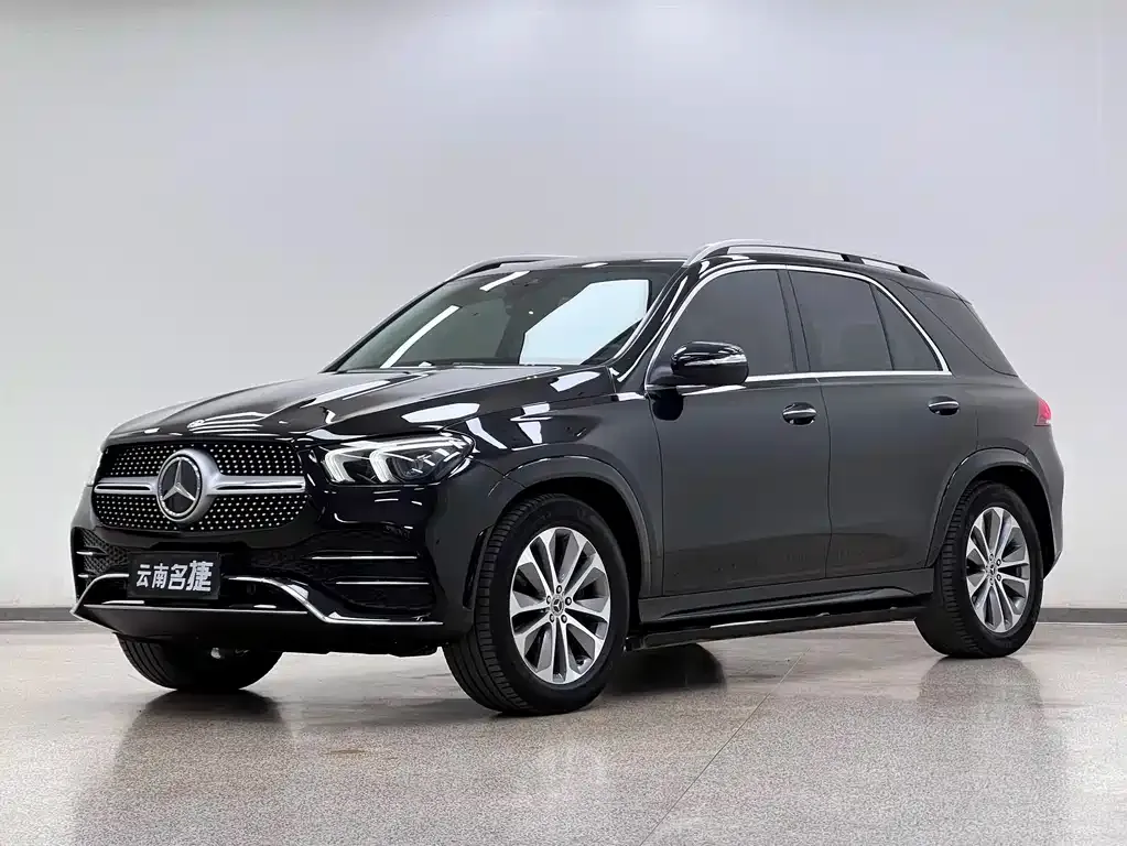 Mercedes-Benz GLE — фото 1