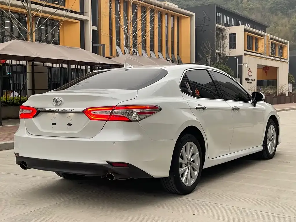 Toyota Camry 2022 из CN, фото 6
