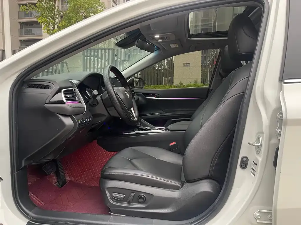 Toyota Camry 2022 из CN, фото 10