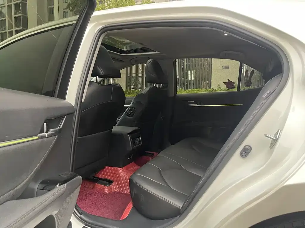 Toyota Camry 2022 из CN, фото 7