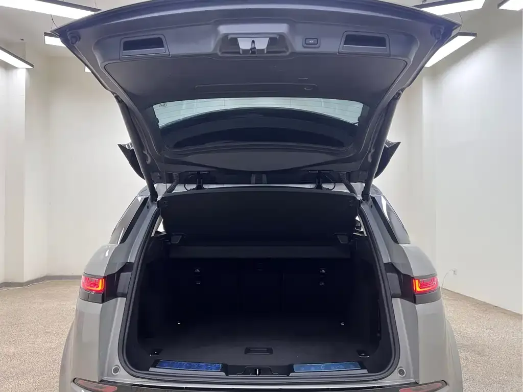 Land Rover Evoque 2022 из CN, фото 2