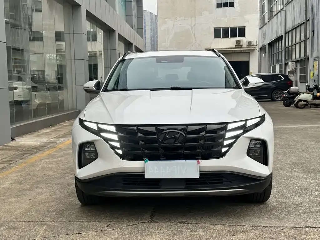 Hyundai Tucson — фото 2