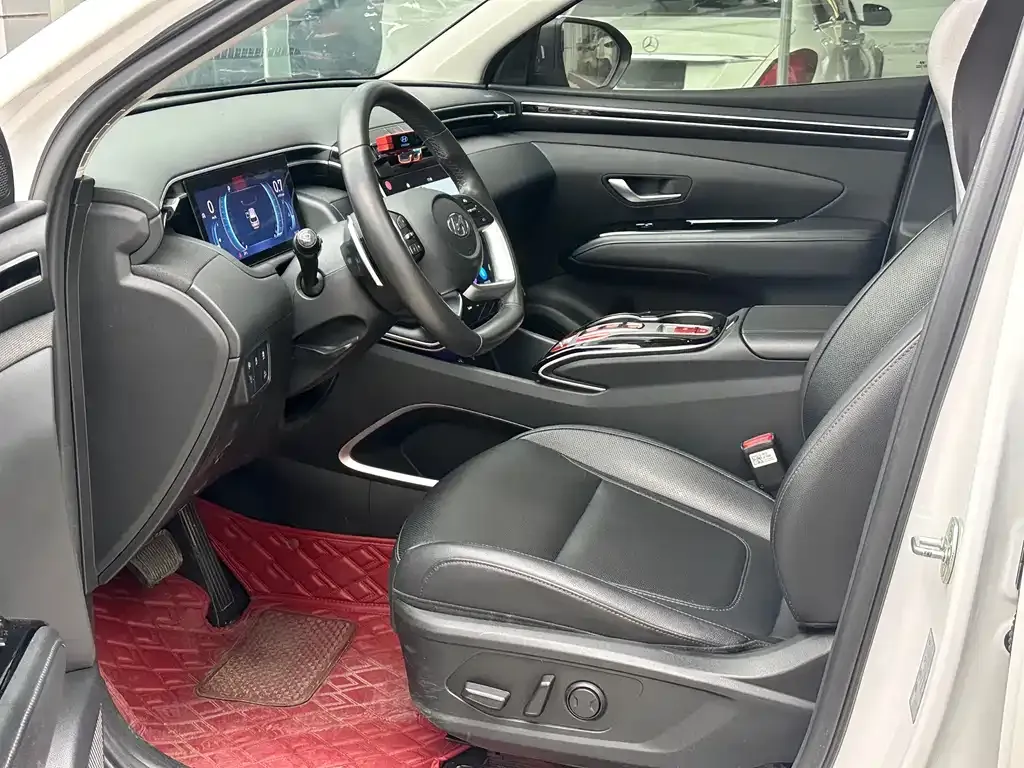 Hyundai Tucson — фото 8