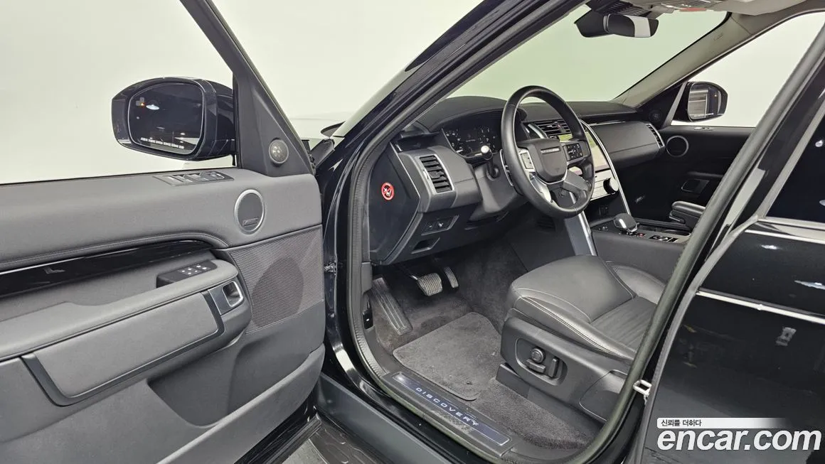 Land Rover Discovery 2023 из KR, фото 7