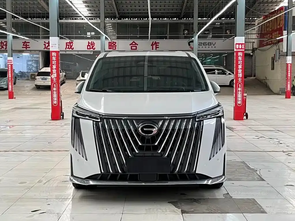 GAC Motor Trumpchi M8 — фото 9