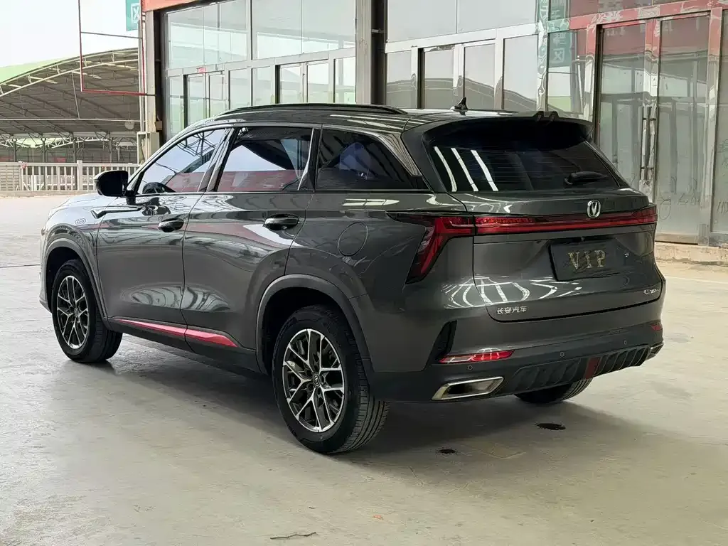 Changan CS75PLUS — фото 3