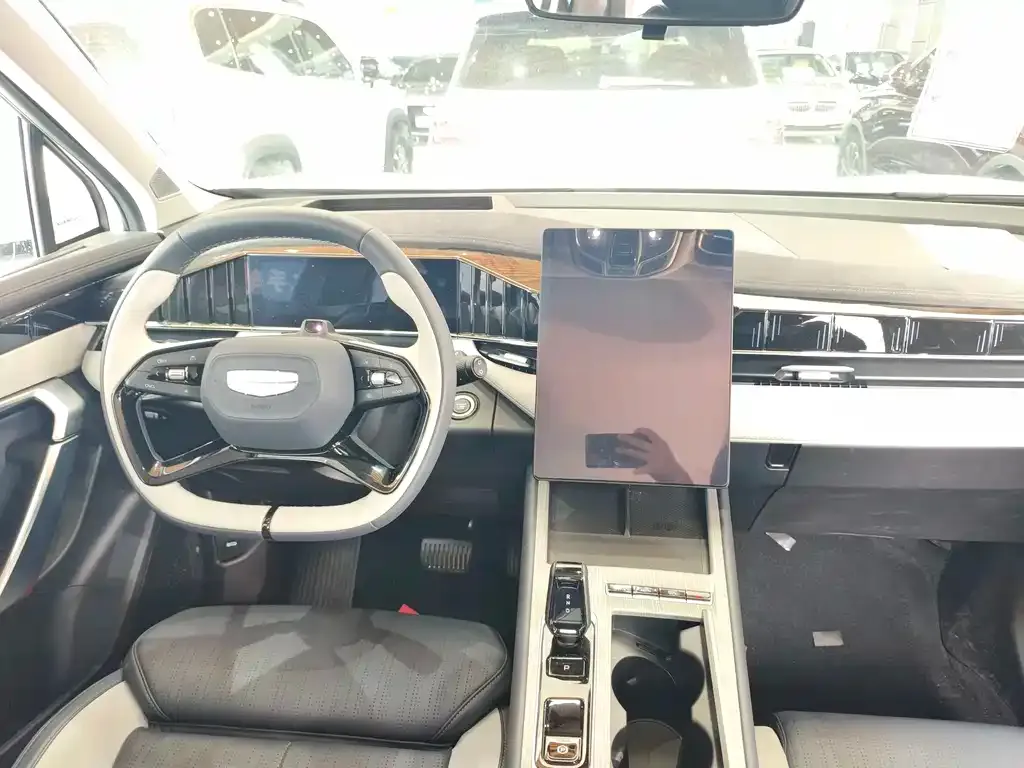 Geely Boyue L 2024 из CN, фото 6