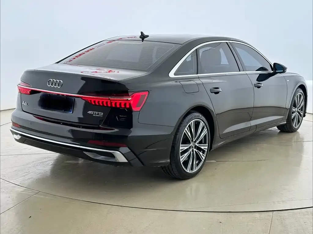 Audi A6L — фото 3