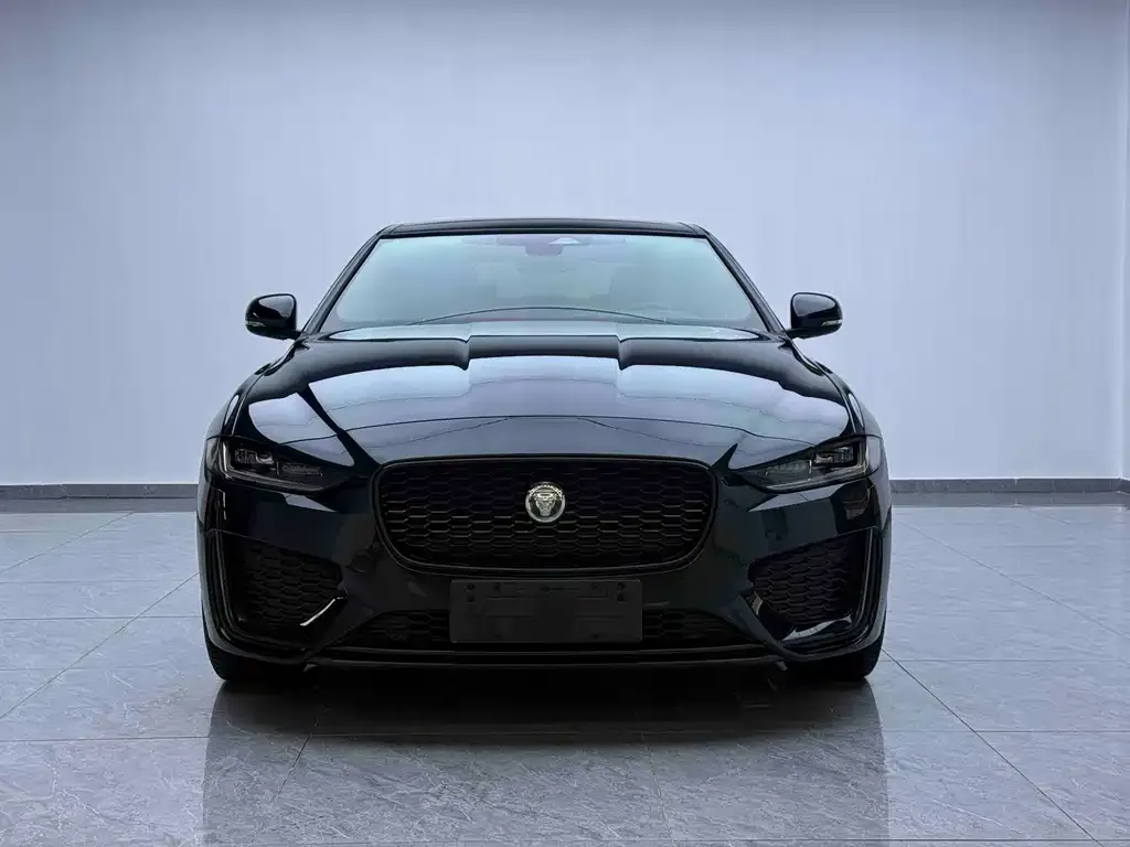 Jaguar XEL — фото 2