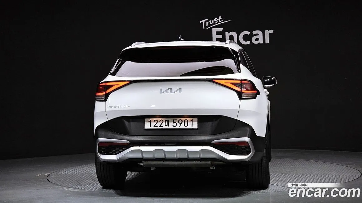 Kia Sportage — фото 8