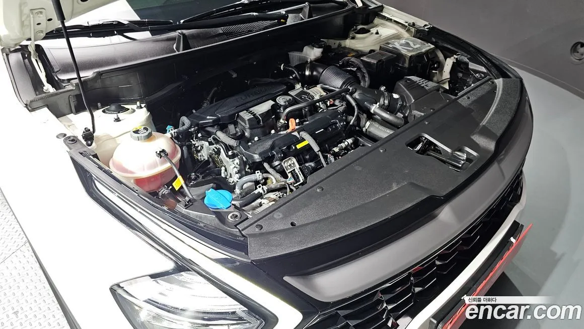 Kia Sportage — фото 10
