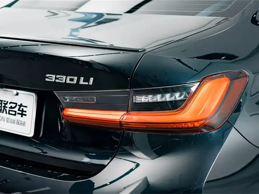 BMW 3 Series 2023 из CN, фото 2