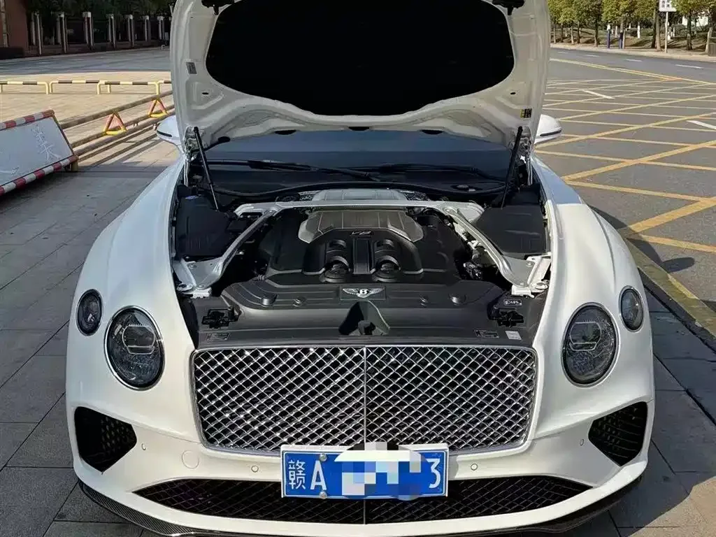Bentley Continental 2021 из CN, фото 5