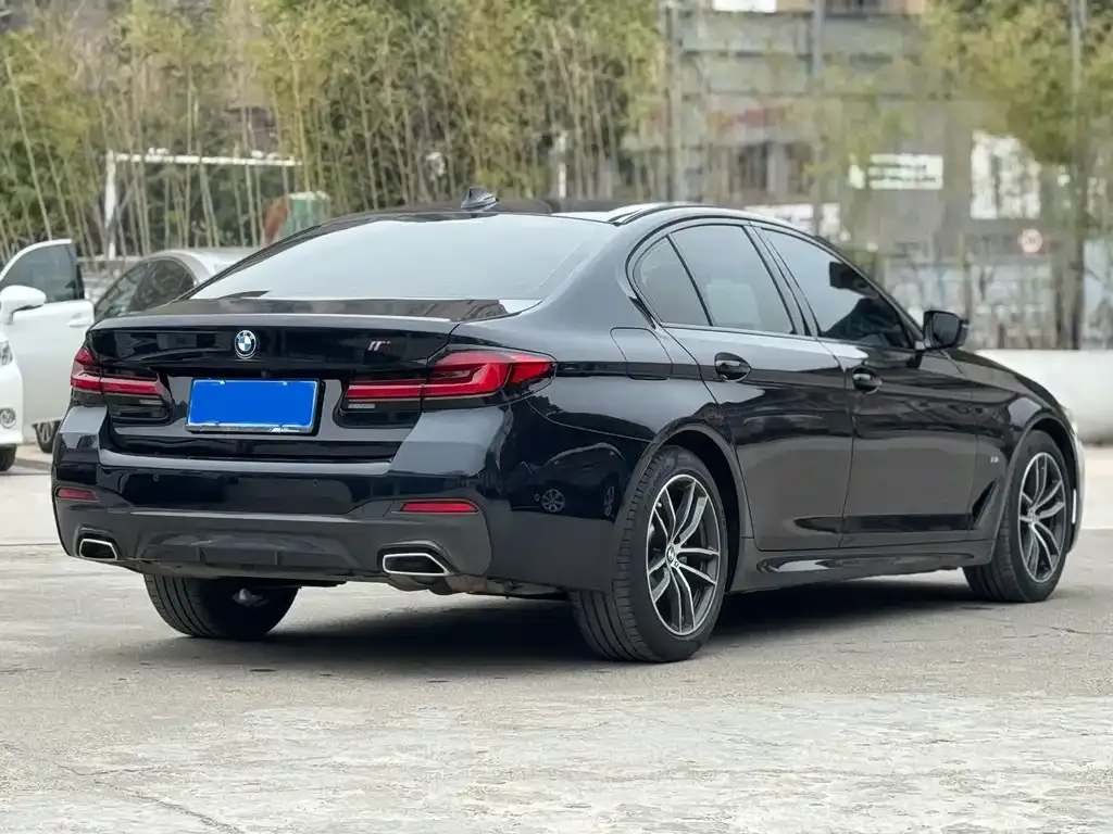 BMW 5 Series (Import) — фото 4