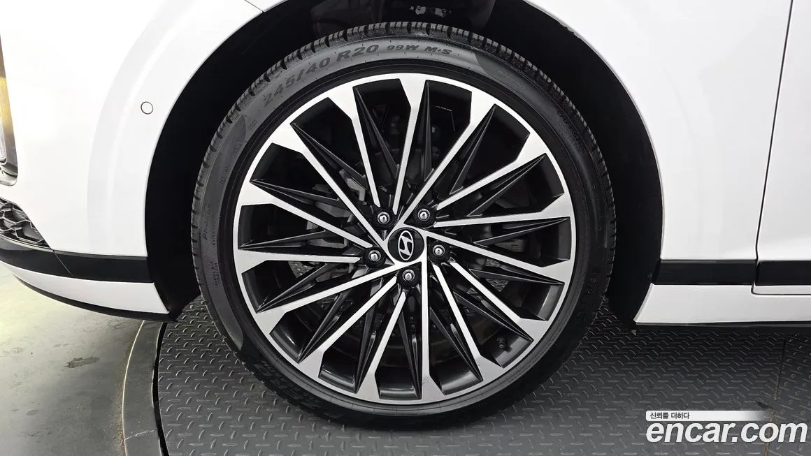 Hyundai Grandeur 2023 из KR, фото 8