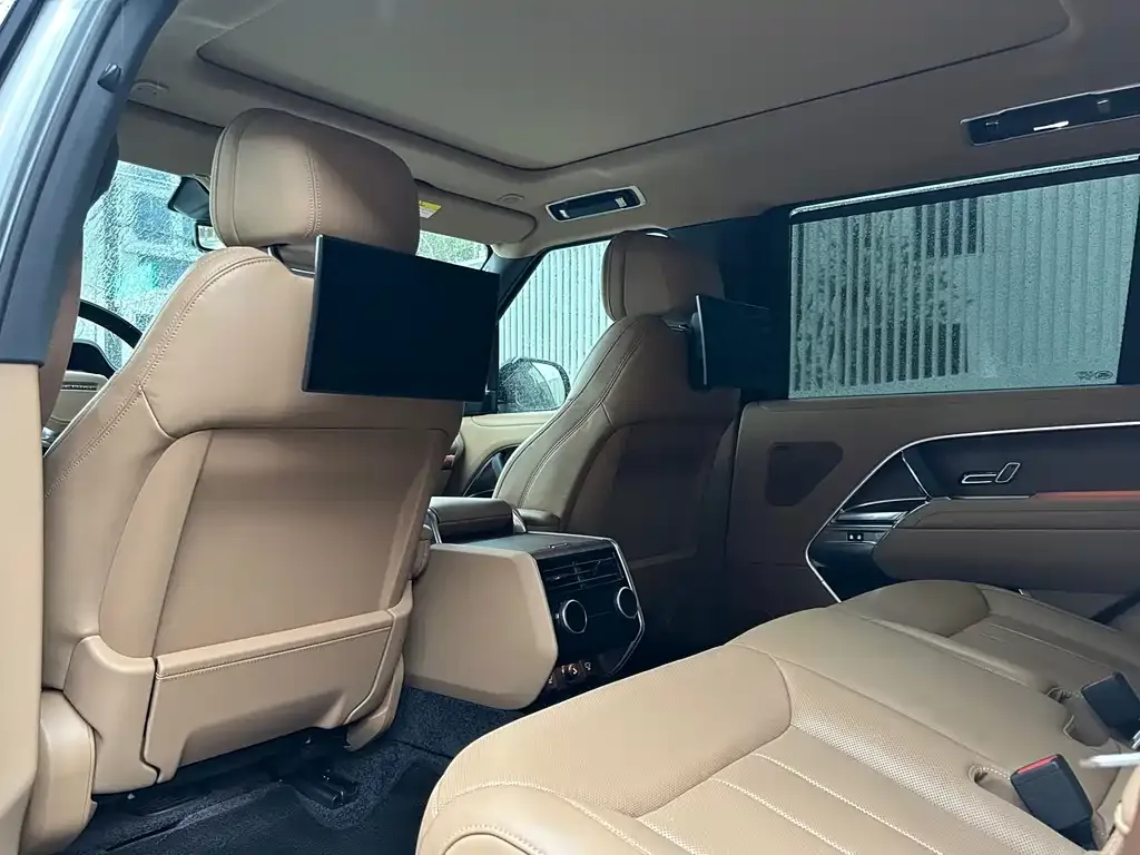 Land Rover Range Rover 2024 из CN, фото 4