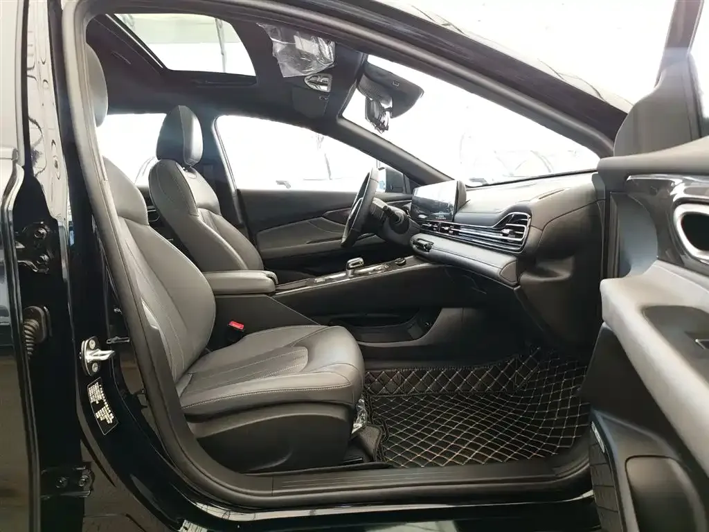 GAC Motor Shadow Leopard — фото 2