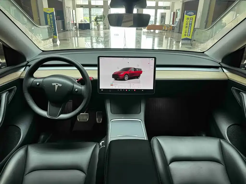 Tesla Model Y 2023 из CN, фото 10