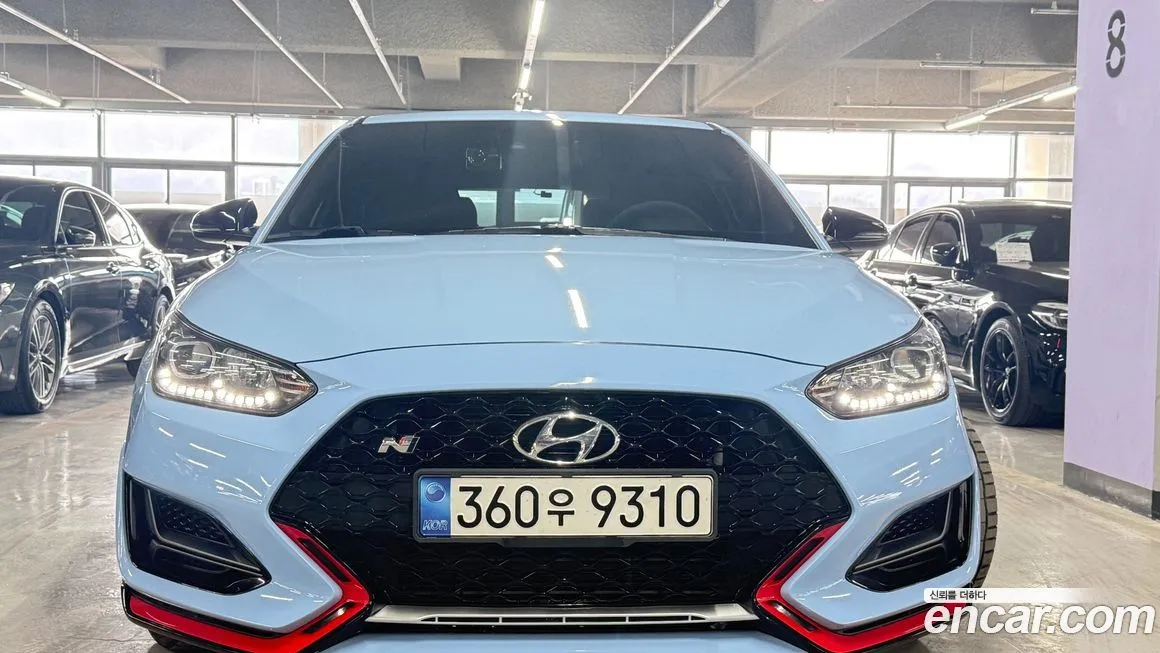 Hyundai Veloster — фото 2