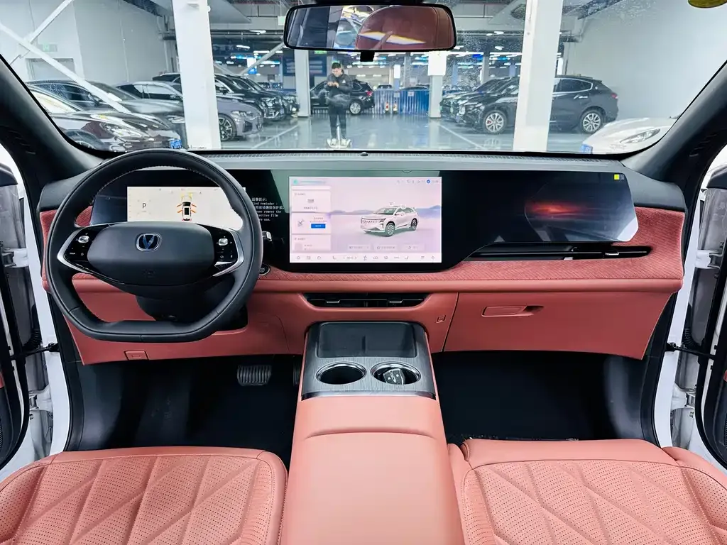 Changan CS75PLUS — фото 7
