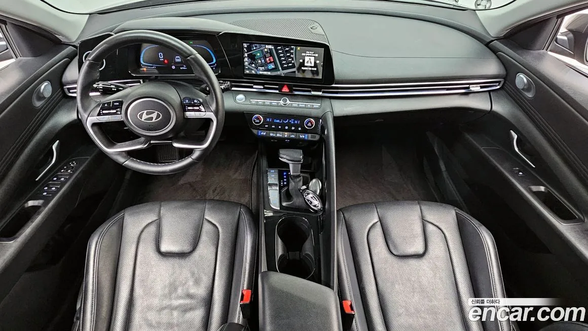 Hyundai AVANTE — фото 3