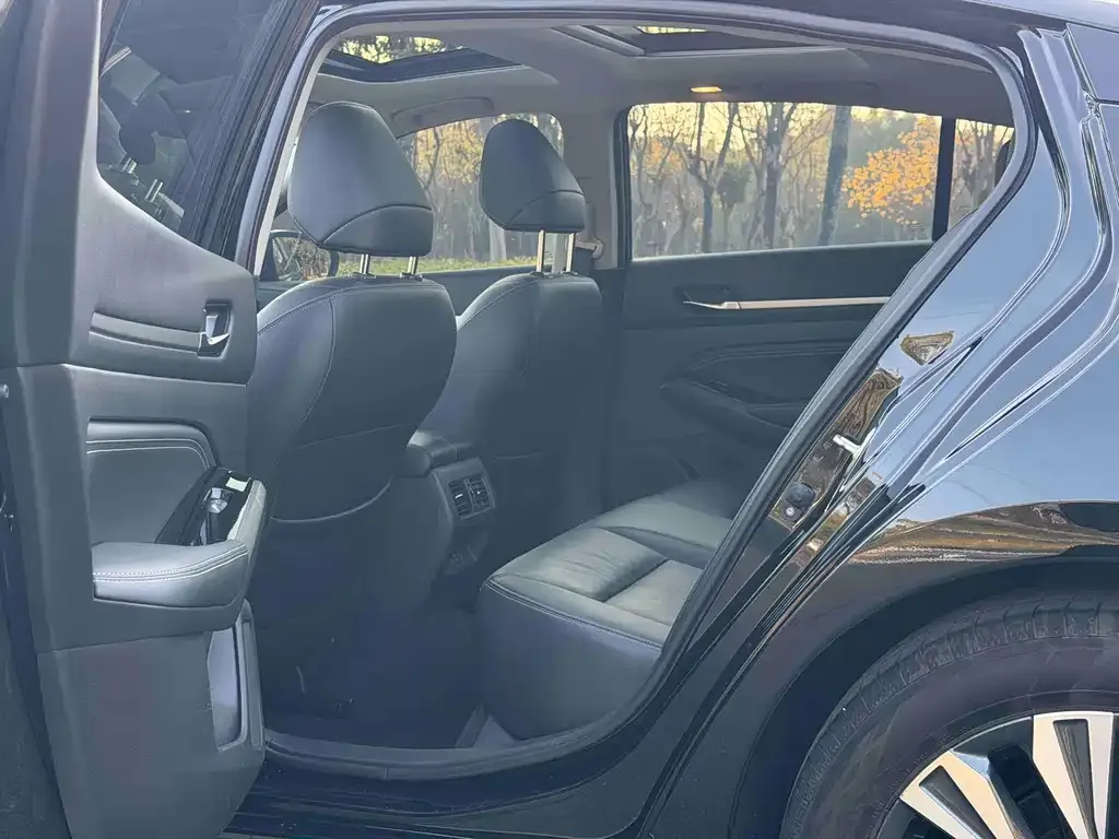 Nissan Teana 2024 из CN, фото 2