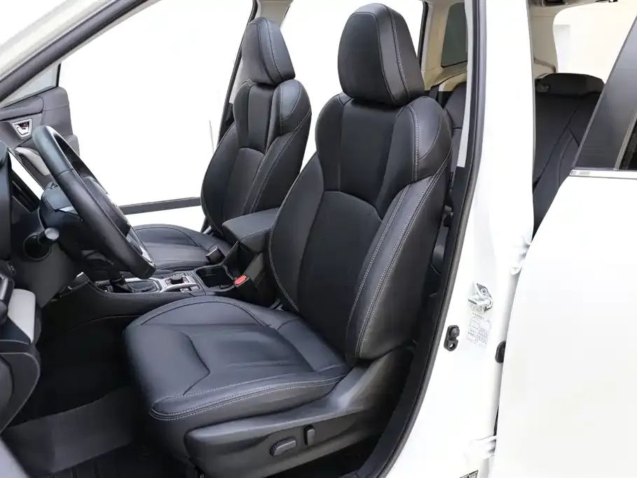 Subaru Forester — фото 7