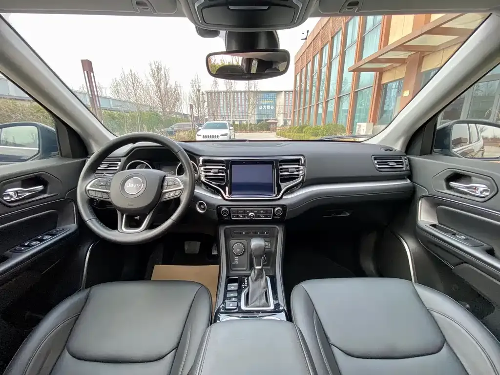 Jeep Grand Commander 2021 из CN, фото 4