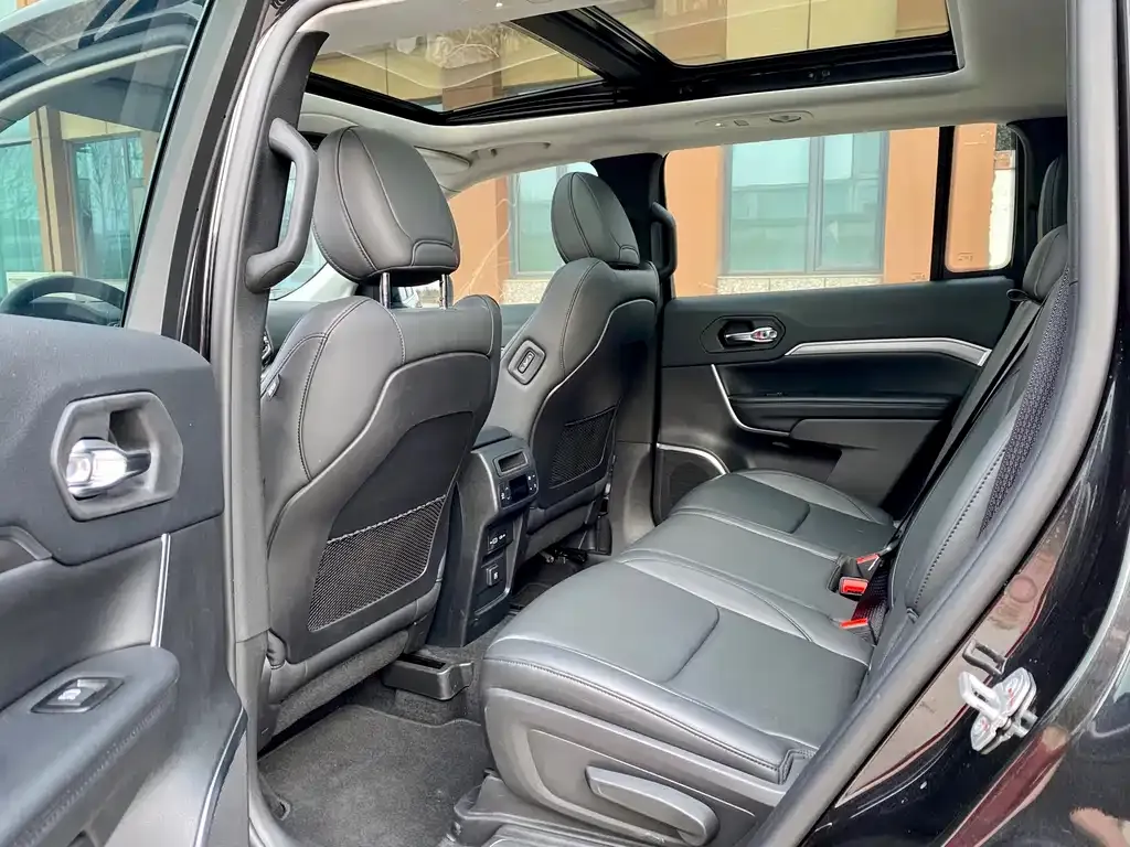 Jeep Grand Commander 2021 из CN, фото 3