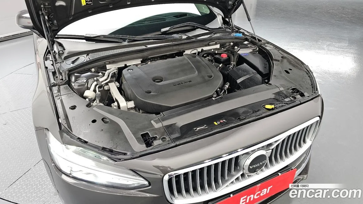 Volvo S90 2023 из KR, фото 9