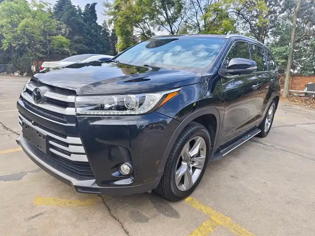 Toyota Highlander 2021 из CN, фото 1