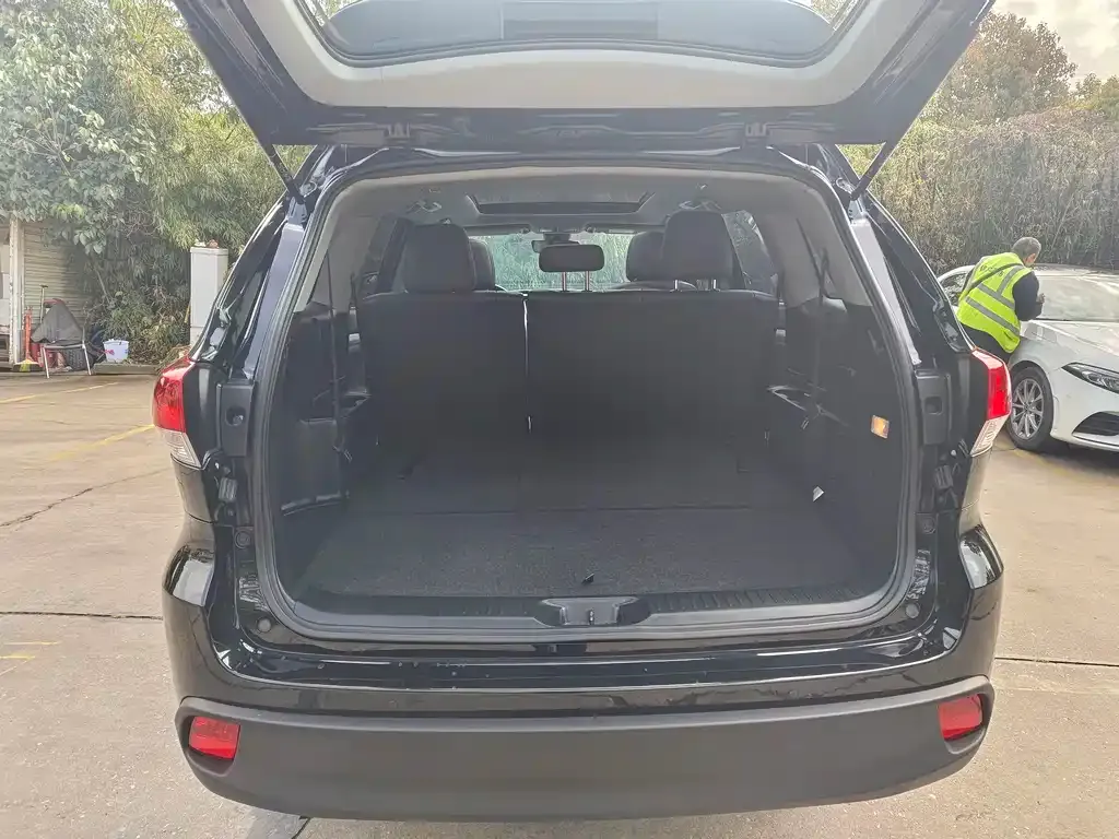 Toyota Highlander 2021 из CN, фото 5