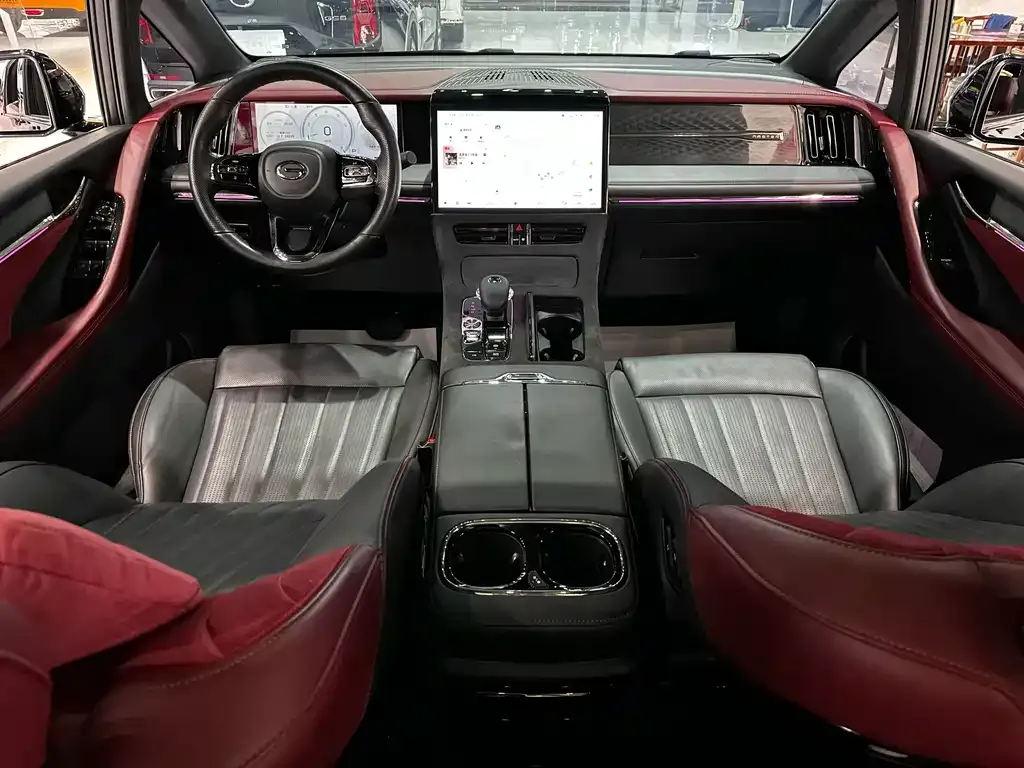 GAC Motor Trumpchi M8 — фото 2