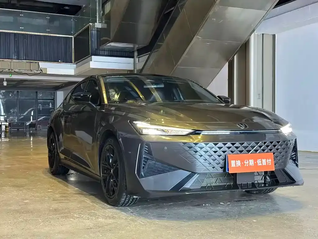 Changan UNI-V 2025 из CN, фото 3