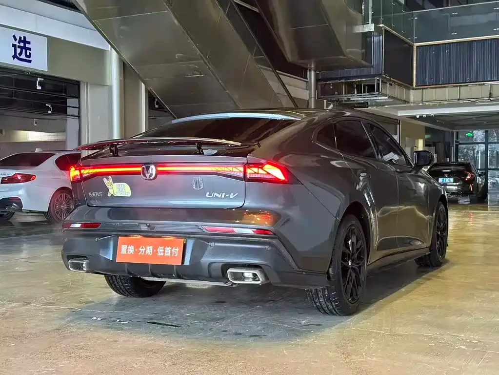 Changan UNI-V 2025 из CN, фото 2
