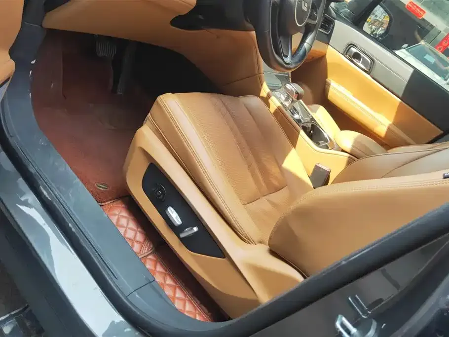 Li Auto Li ONE 2021 из CN, фото 8